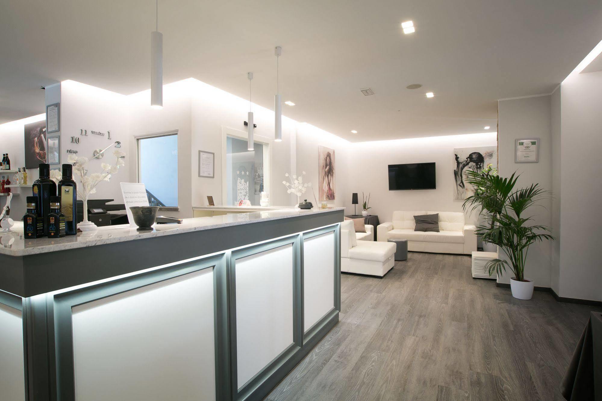 Hotel La Torraccia Таркиния Екстериор снимка